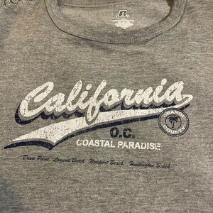 California OC Orange County logo gray Russell t-shirt size Medium